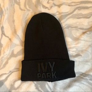 Ivy Park ribbed beanie